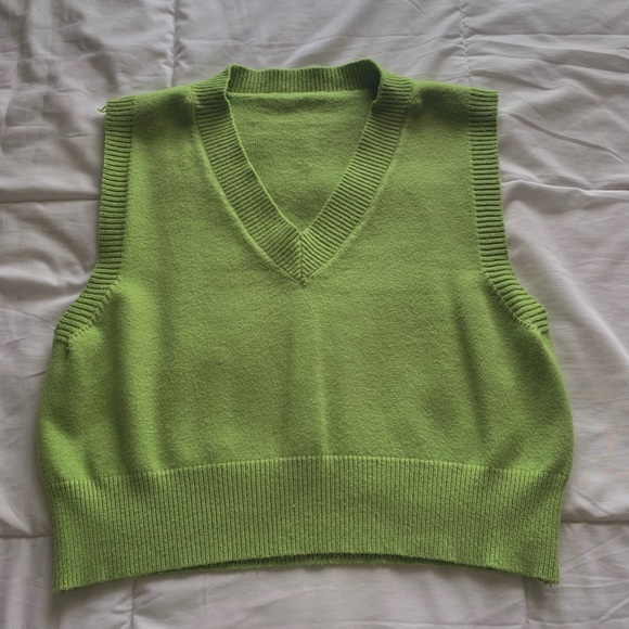 Green Sweater Vest - Picture 1 of 1